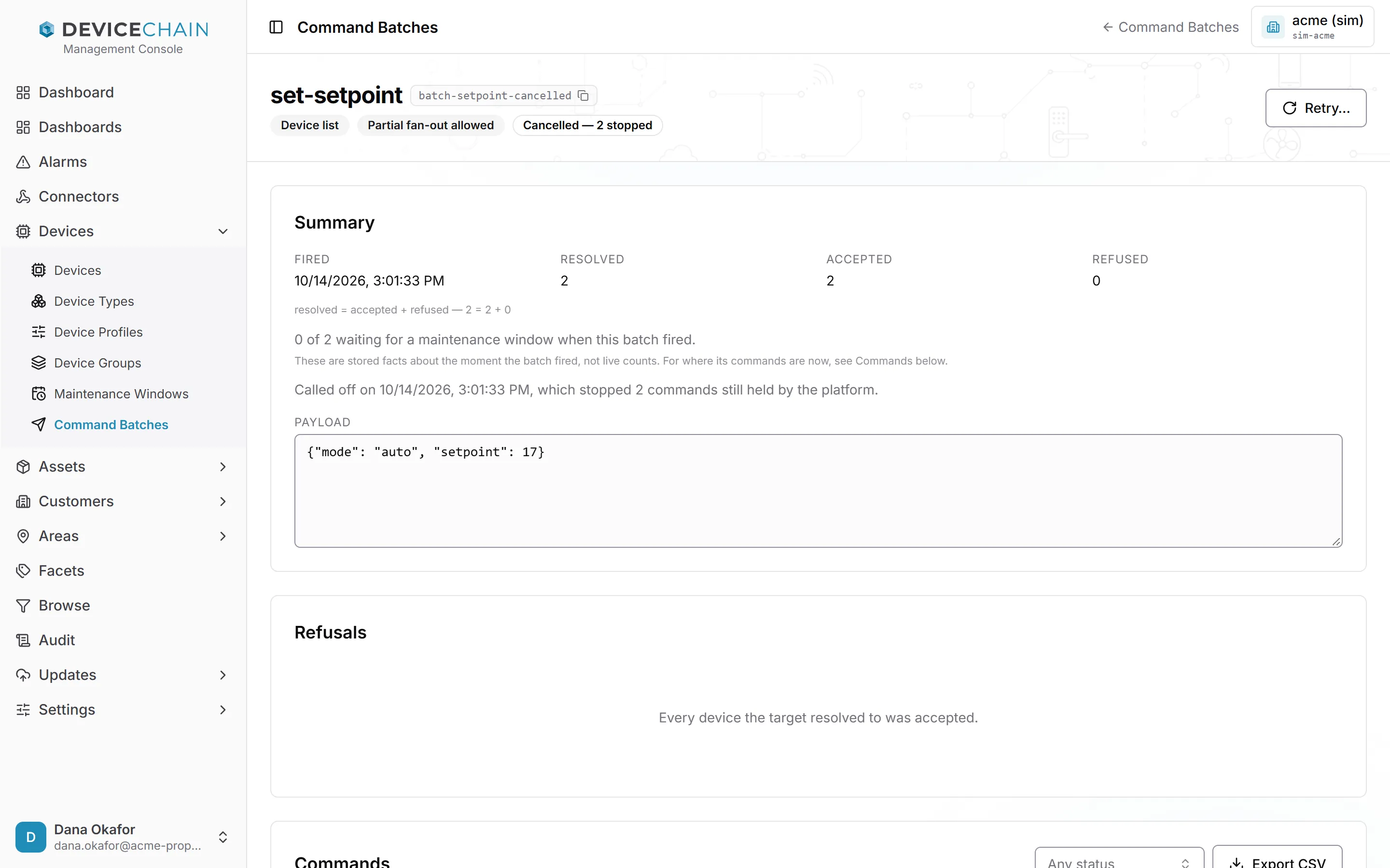 set-setpoint 批次 batch-setpoint-cancelled 的详情页，带有 Device list、Partial fan-out allowed 和 Cancelled — 2 stopped 徽章以及 Retry… 按钮。Summary 显示 Resolved 2、Accepted 2、Refused 0，以及一行：Called off on 10/14/2026, 3:01:33 PM, which stopped 2 commands still held by the platform。