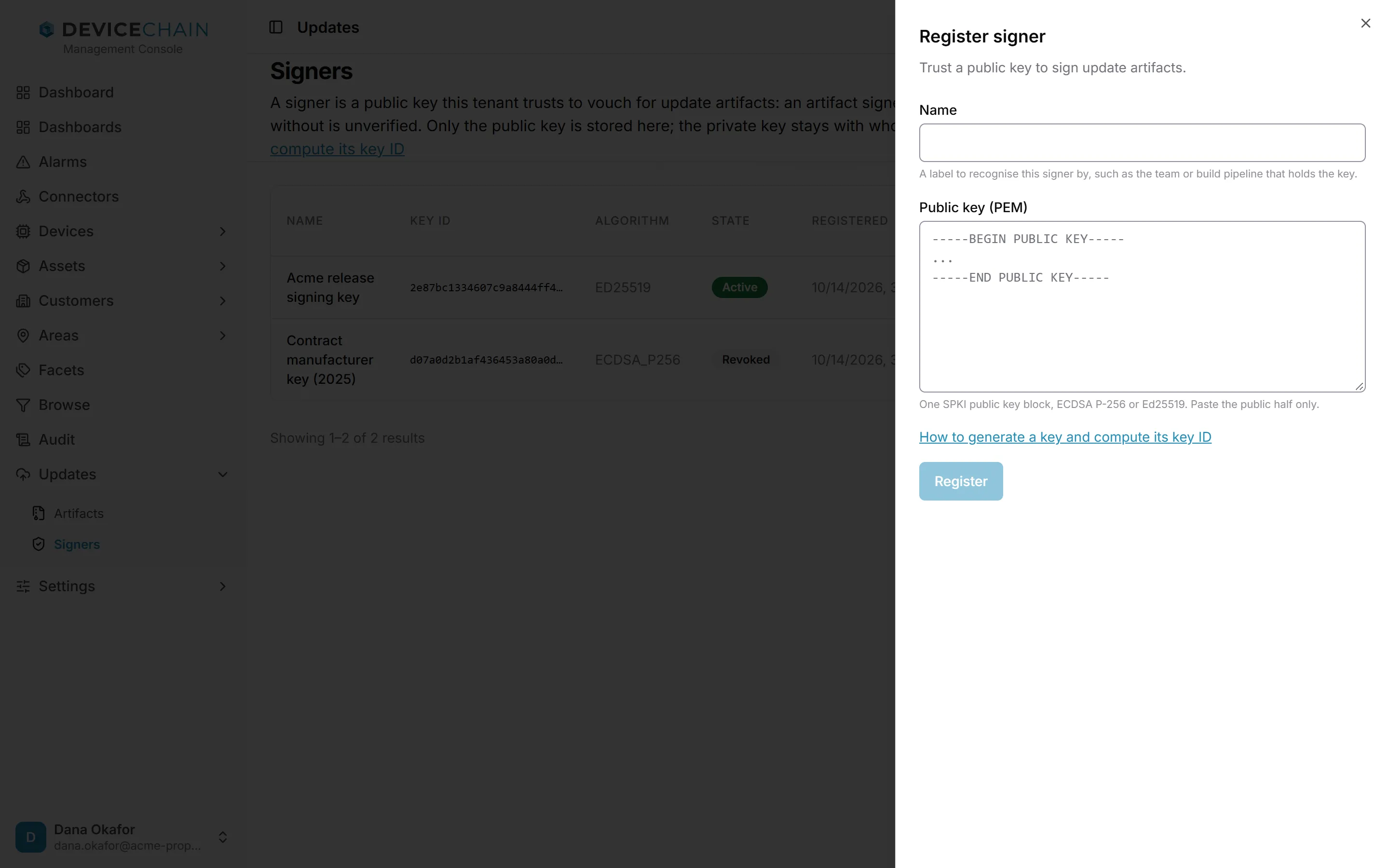 Register signer 抽屉，包含 Name 字段、显示 BEGIN 和 END PUBLIC KEY 行的 Public key (PEM) 字段、一个关于如何生成密钥并计算其密钥 ID 的链接，以及 Register 按钮。